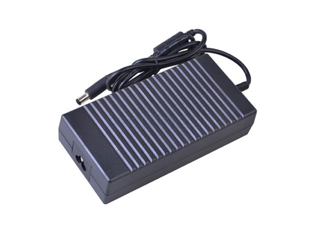 W860CU 100-240V 50-60Hz 

(for worldwide use) 19V-7.9A 150W batterie