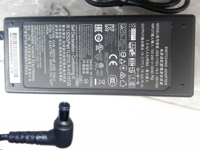  100 - 240V, 50/60 Hz, 2.0A 19V - 5.79A, 110W batterie