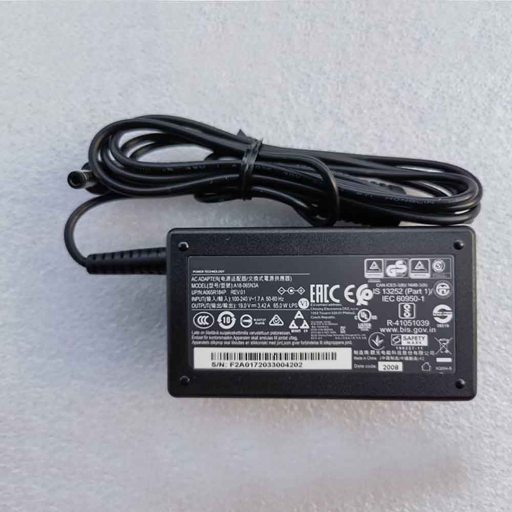 B 100-240V 1.7A 50-60Hz 19.0V 3.42A 65W batterie