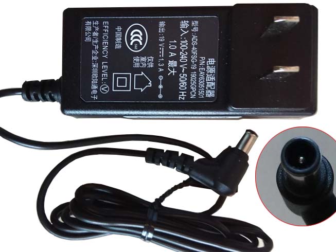 S 100-240V-50/60Hz 1.0A

(1,0A) 19V 1.3A 25W batterie