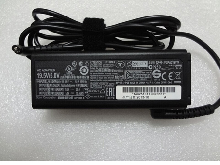 AB 100-240V  50-60Hz (for worldwide use) 19.5V DC 

2.0A (ref to the picture) batterie